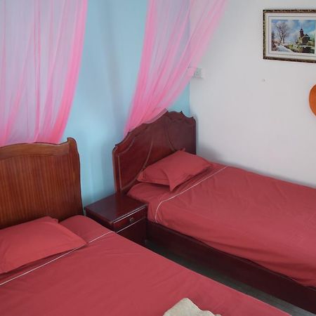 Mauri Holidays 'Budgeted Apartment' ラ・ガウレット 部屋 写真