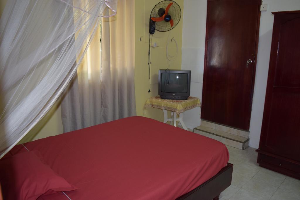 Mauri Holidays 'Budgeted Apartment' ラ・ガウレット 部屋 写真
